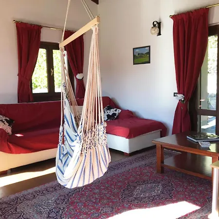 Luxury With Private And Gym *